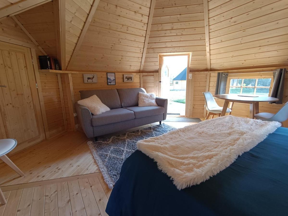 Les Cabanes Du Grand Nord Pradines  ภายนอก รูปภาพ