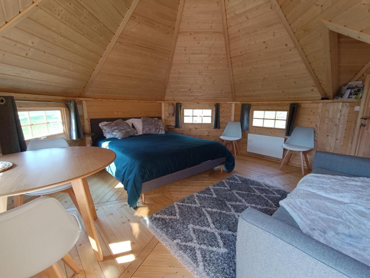 Les Cabanes Du Grand Nord Pradines  ภายนอก รูปภาพ